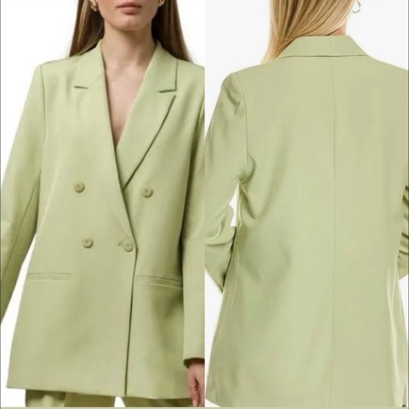 Wayf Jackets & Blazers - NWT WAYF Light Green VIP Double Breasted Wilson
Oversized Blazer